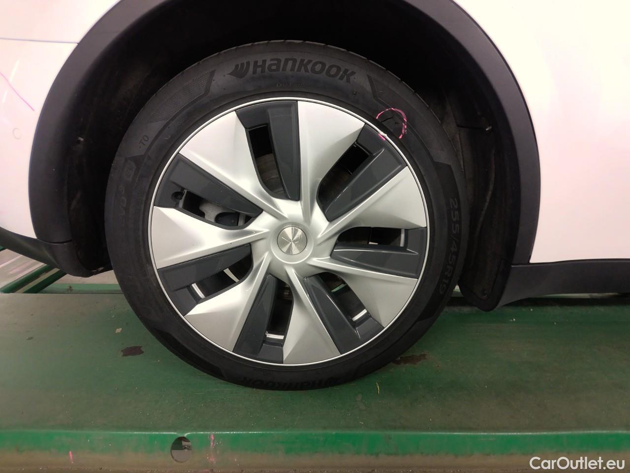  Tesla  Model Y  75kWh Long-Range AWD #27