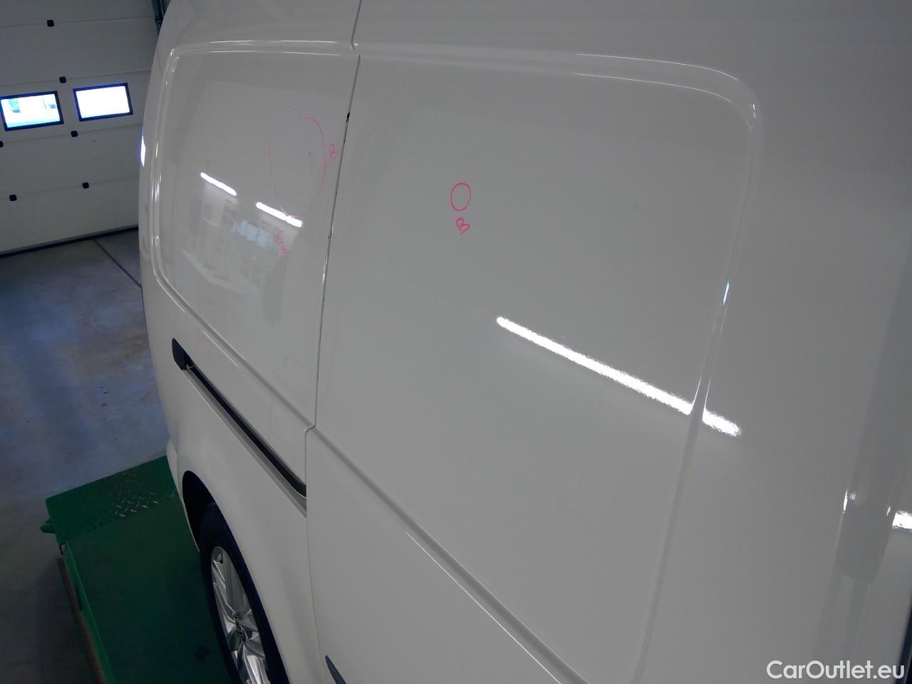  Volkswagen  Caddy  TDI 75 Maxi Aut #27
