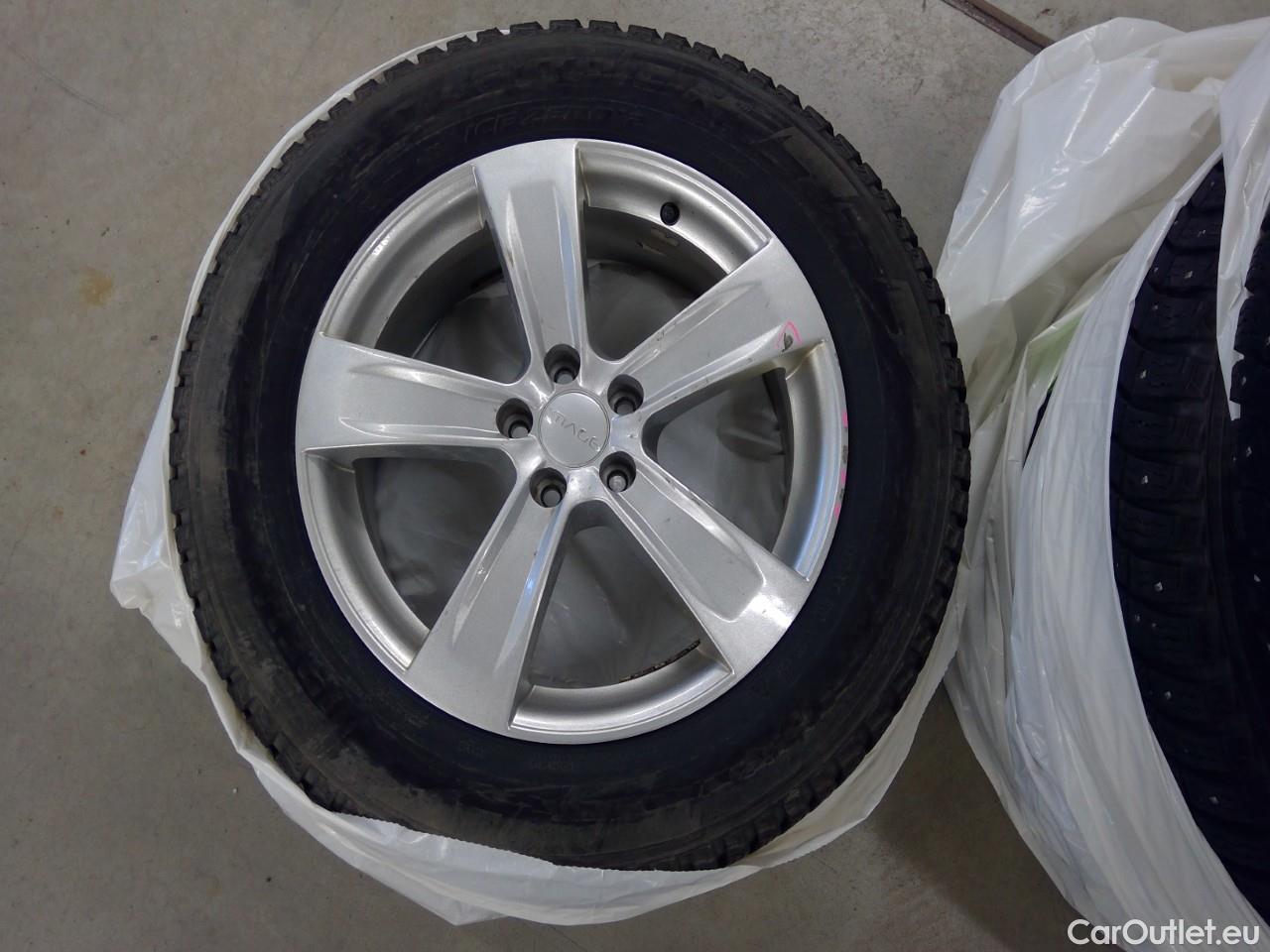  Volvo  XC60  B4D 4WD Mo Ad SE Park Aut #2