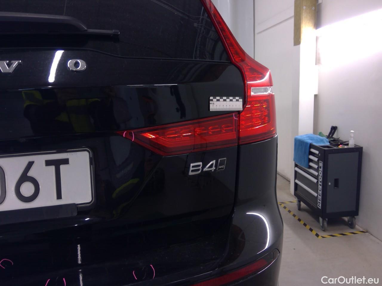  Volvo  V60  CC B4 D AWD Adv.SE Par.Aut #26