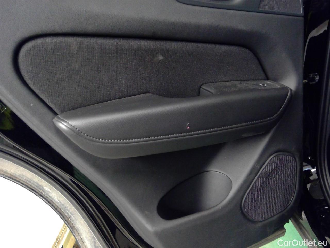  Volvo  XC60  B4D 4WD Mo Ad SE Park Aut #11