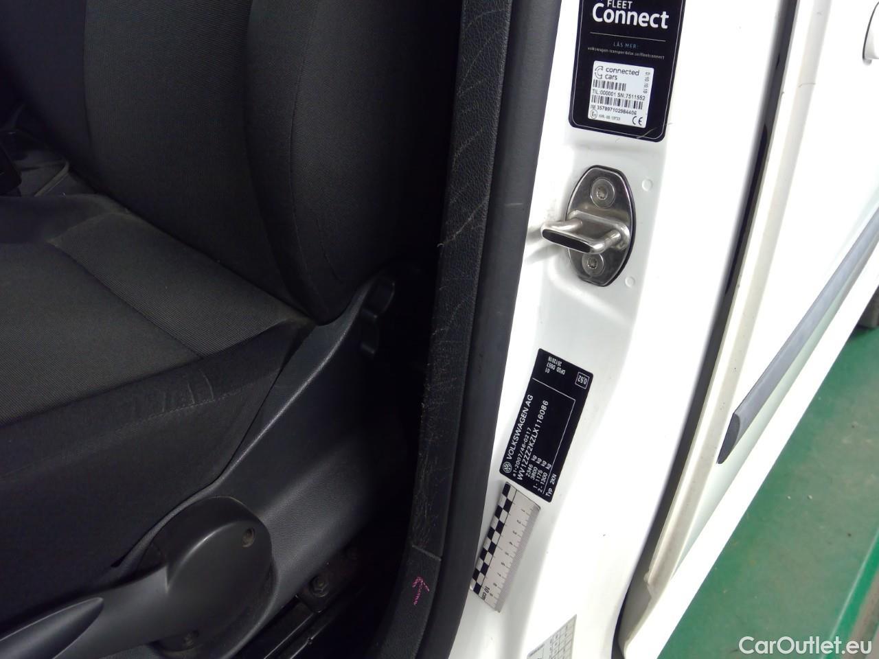  Volkswagen  Caddy  TDI 75 Maxi Aut #12