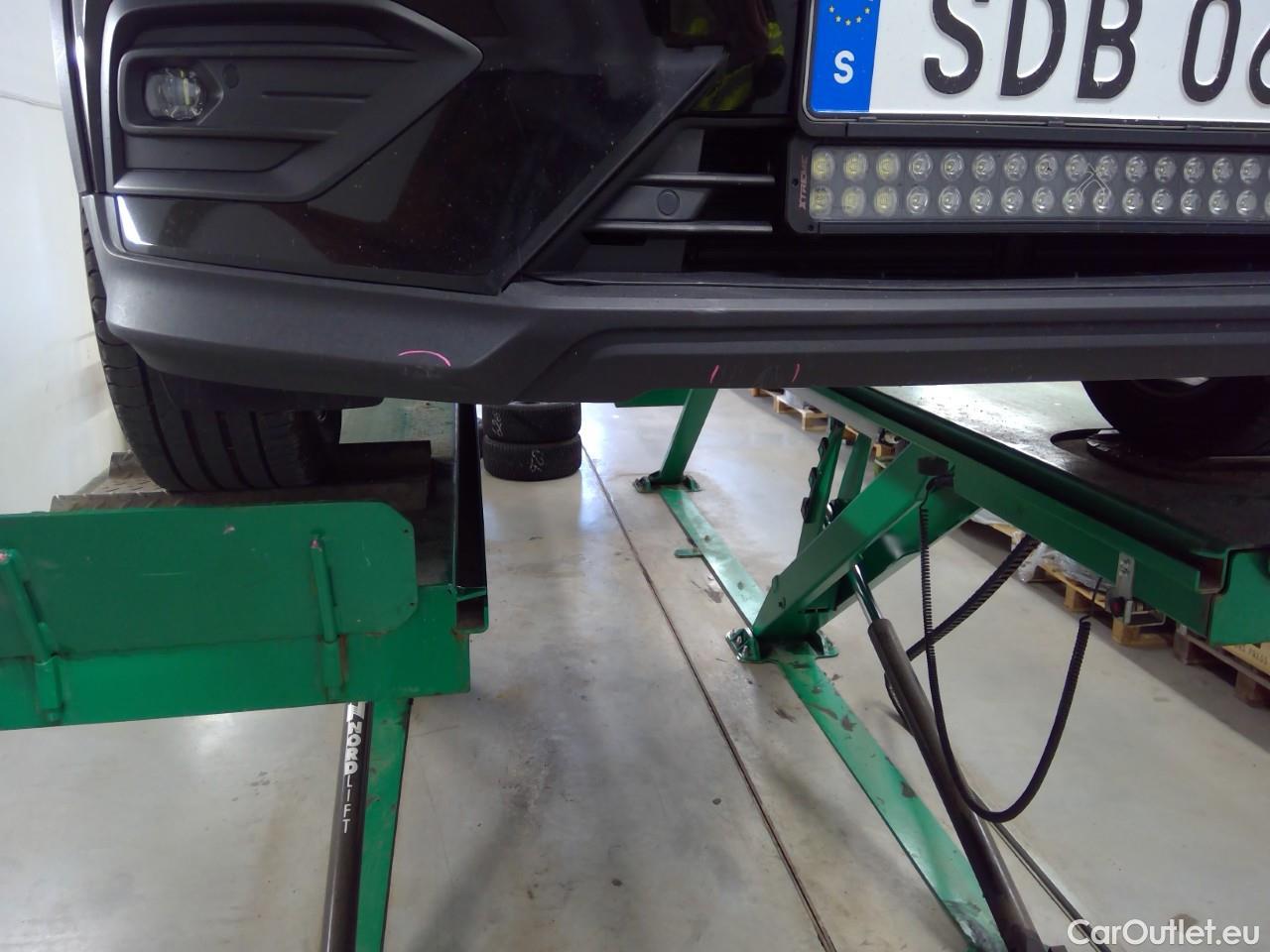  Volvo  V60  CC B4 D AWD Adv.SE Par.Aut #6