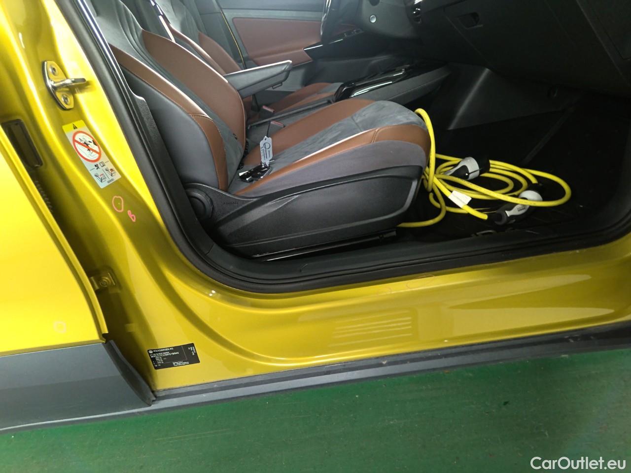  Volkswagen  ID.4  EV 77kWh Pro Performance #5