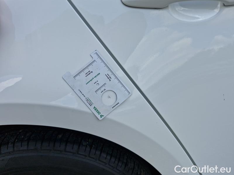  Toyota  Corolla  (E21) (2019)  1.8Hyb.Active AT #8