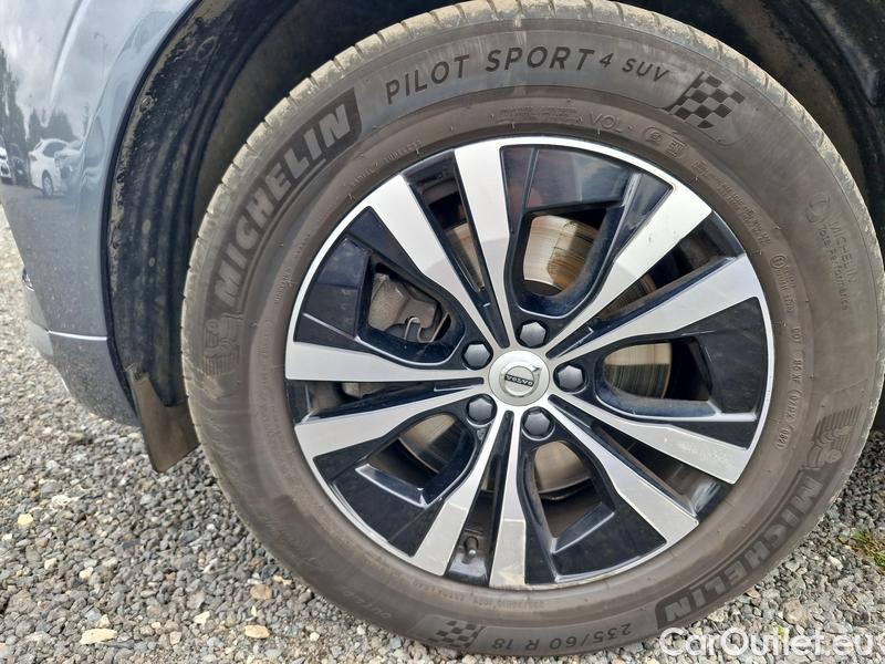  Volvo  XC60 XC 60 (03.2017->)  T6 AWD Rech.Ins.Exp.AT 5d #2