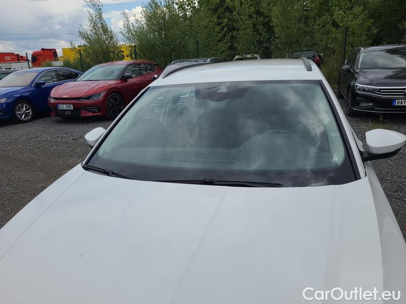  Skoda  Octavia  Combi (NX3)(2020) Oct.Com.1.5e-TEC 110 Ambit.AT #1