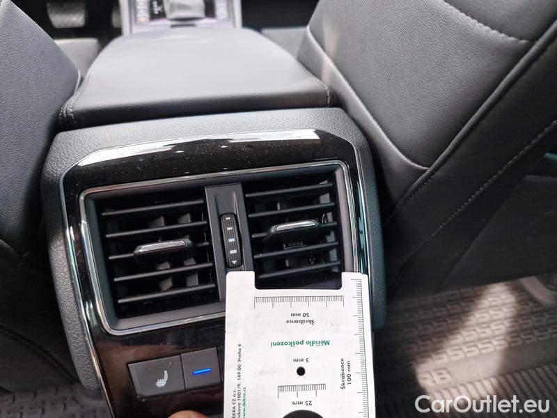  Skoda  Superb  Combi (3V5)(2015) Sup.C.FL2.0TDI 140 Sty. 4x4 AT #12
