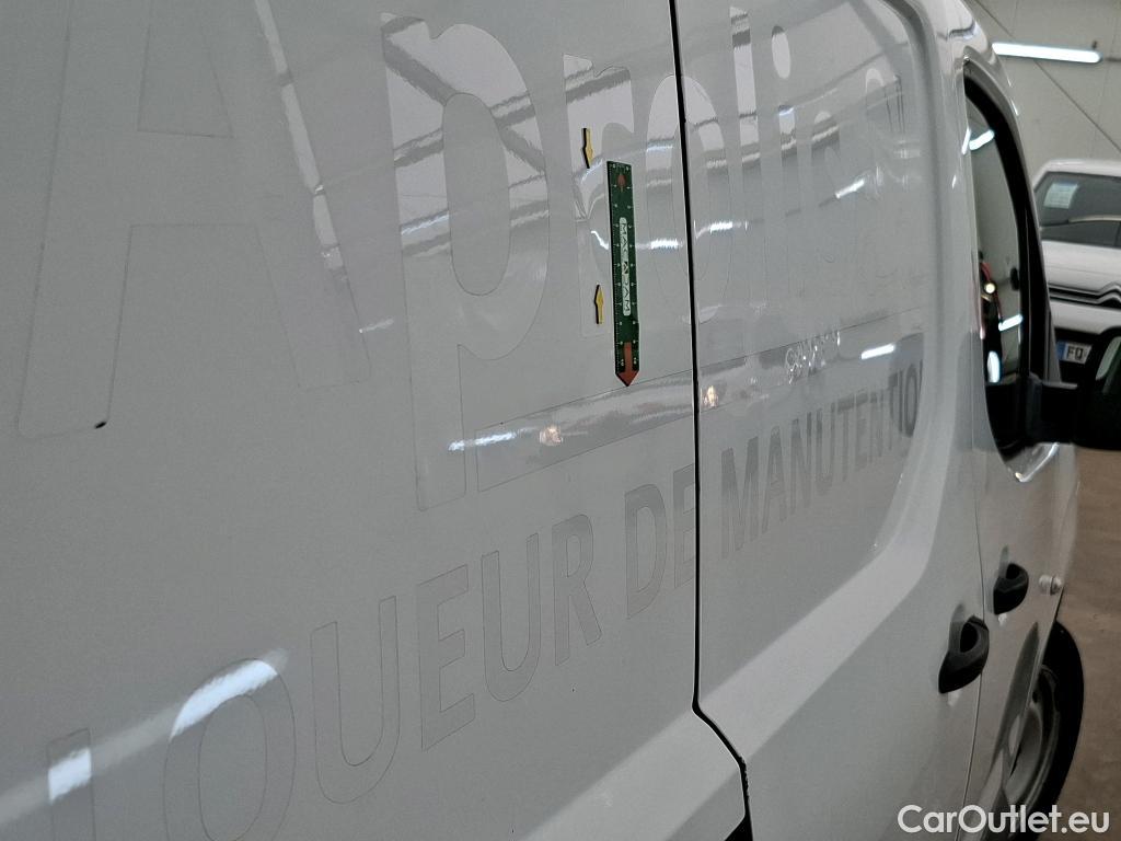  Citroen  Berlingo CITROEN  VU 4p Fourgonnette Taille M 1000kg BlueHDi 100 S&S BVM Club #10