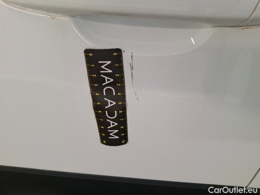  Citroen  C3  Société Feel Nav 1.2 PureTech 80CV BVM5 E6 #7