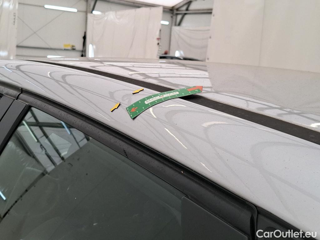  Renault  Captur RENAULT  5p Crossover Business dCi 90 #40