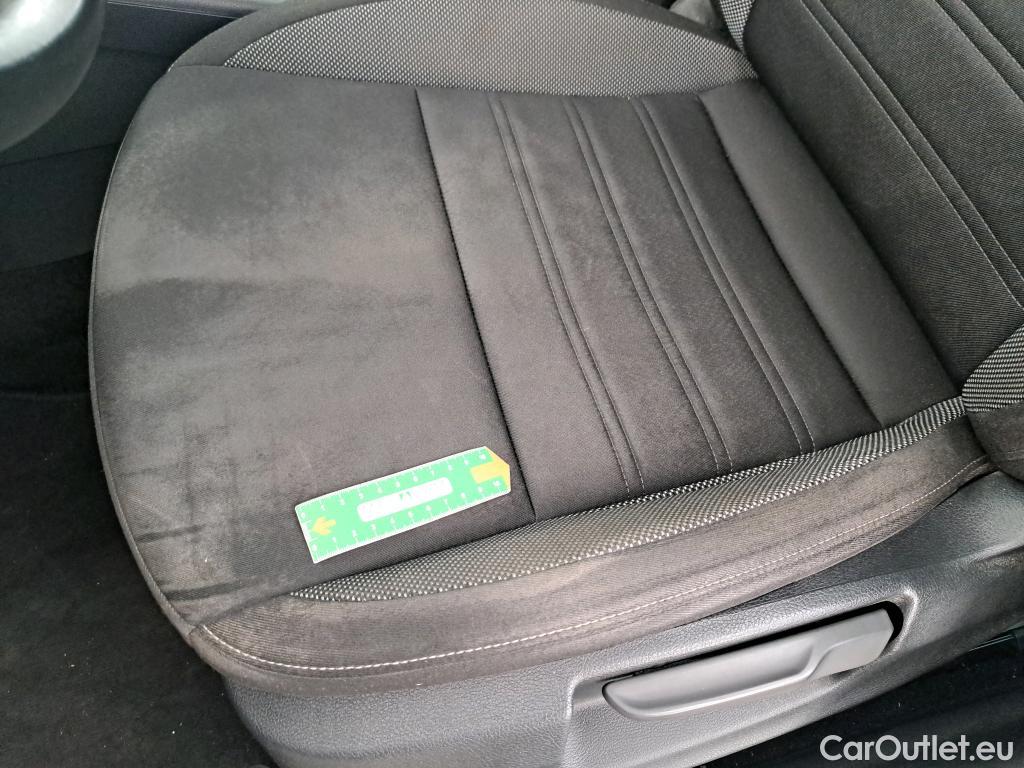  Skoda  Octavia  Combi Business 1.5 TSI 150CV BVA7 E6 #24