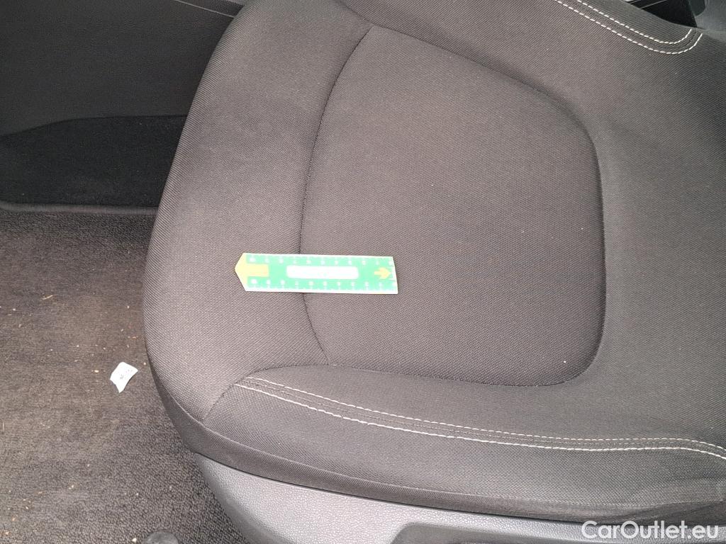  Renault  Captur RENAULT  5p Crossover Business dCi 90 #47