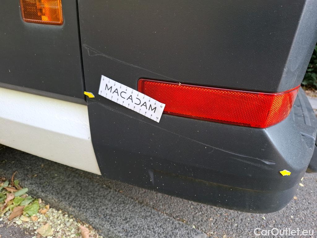  Volkswagen  Crafter  Fourgon Fourgon 35 mittlerer Radstand mit Hochdach FWD 2.0 140CV BVM6 #33