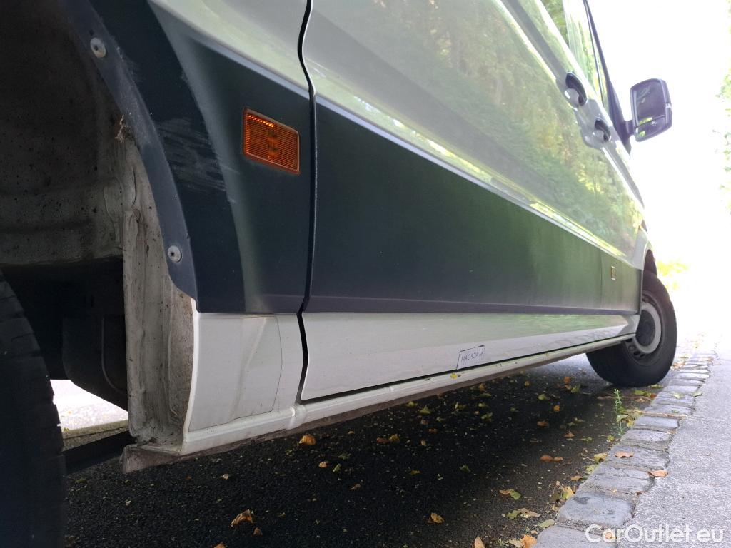  Volkswagen  Crafter  Fourgon Fourgon 35 mittlerer Radstand mit Hochdach FWD 2.0 140CV BVM6 #43