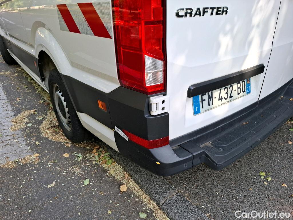  Volkswagen  Crafter  Fourgon Fourgon 35 mittlerer Radstand mit Hochdach FWD 2.0 140CV BVM6 #32