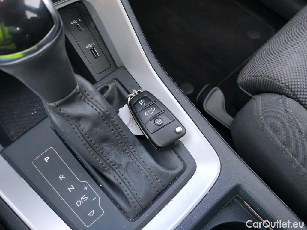  Audi  Q3 AUDI  / 2018 / 5P / todoterreno 40 TDI 140kW S tronic Quattro Black Line #1