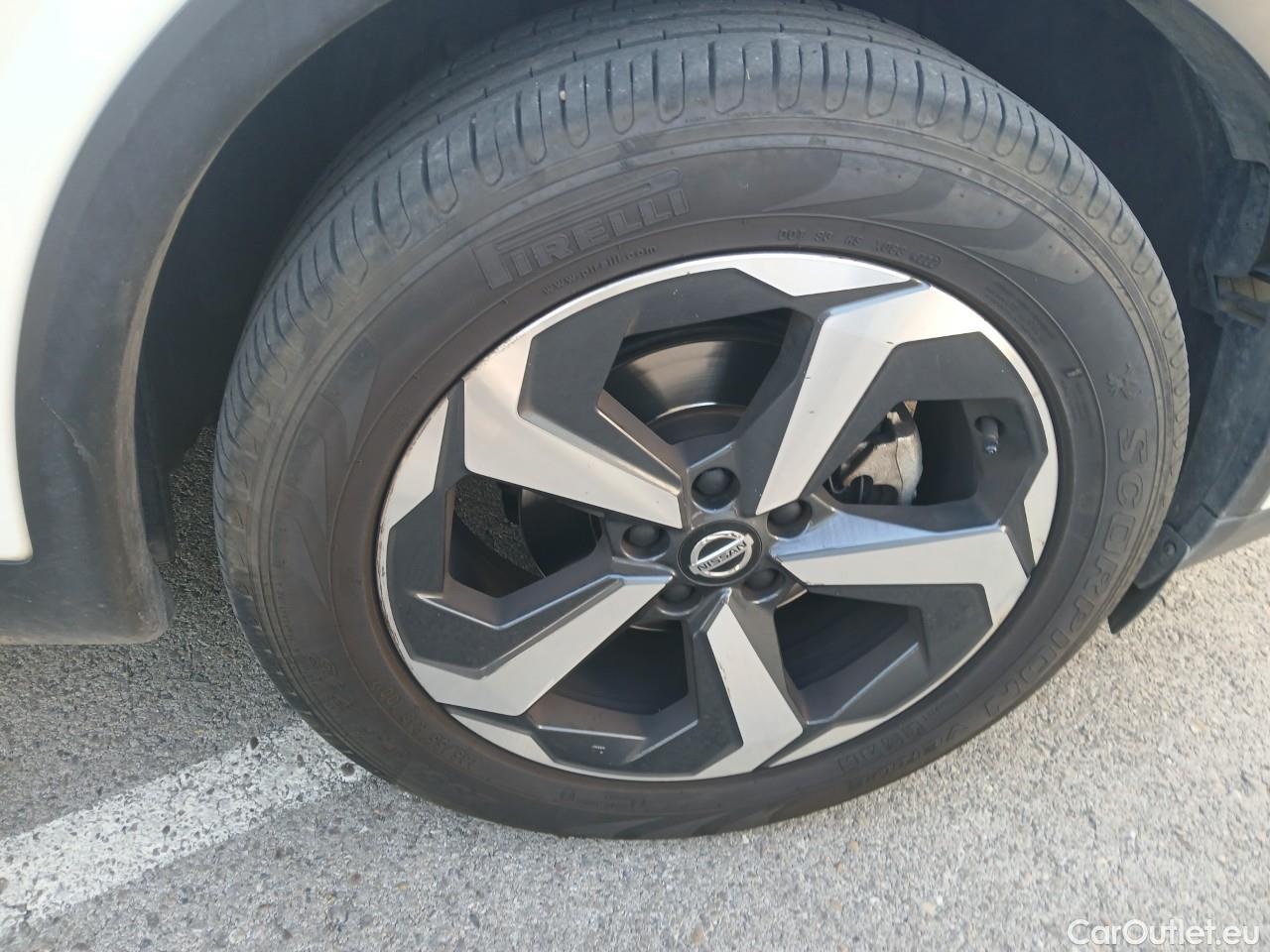  Land Rover  Discovery NISSAN QASHQAI / 2021 / 5P / todoterreno DIG-T 103kW (140CV) mHEV 4x2 N-Connecta #13
