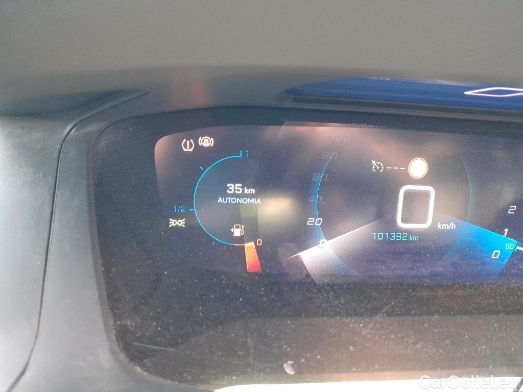  Peugeot  2008  Allure Pack 1.2 PureTech 130CV AT8 E6d #35