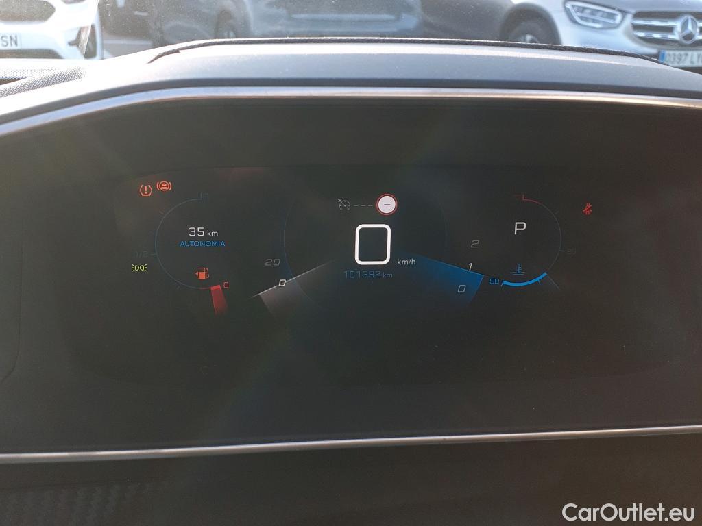  Peugeot  2008  Allure Pack 1.2 PureTech 130CV AT8 E6d #34