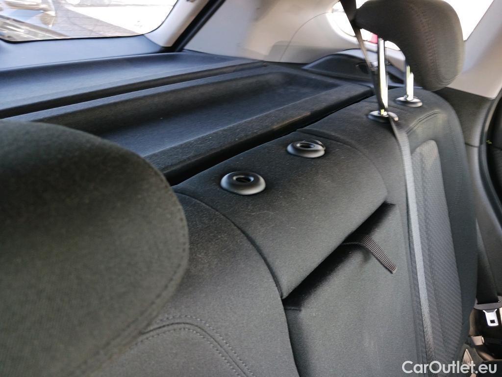  Bmw  X1 BMW  / 2019 / 5P / todoterreno sDrive18dA Corporate #1