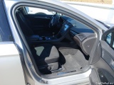  Ford  Mondeo FORD  / 2014 / 5P / berlina con portón 2.0 TDCi 110kW (150CV) Titanium 235 #6