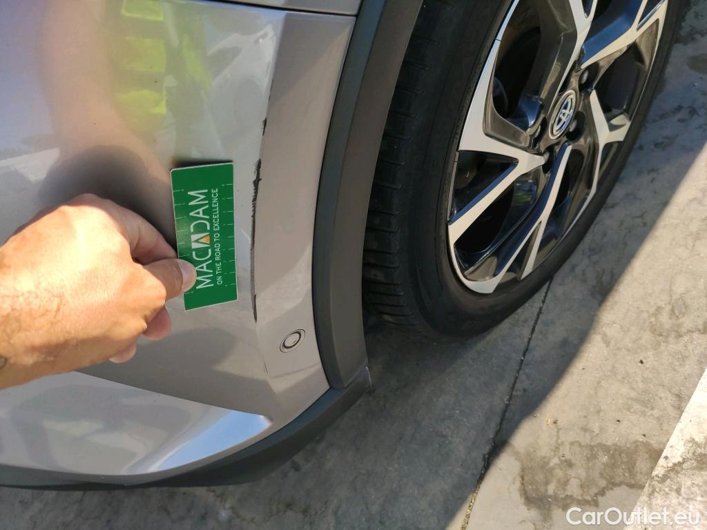  Toyota  C-HR TOYOTA  / 2016 / 5P / todoterreno 1.8 125H Advance (CX) #23