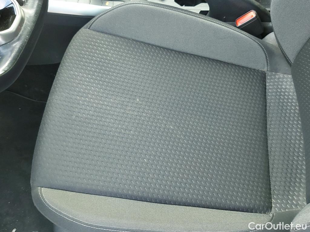  Volkswagen  Taigo  Life 1.0 TSI 110CV AT7 E6d #19