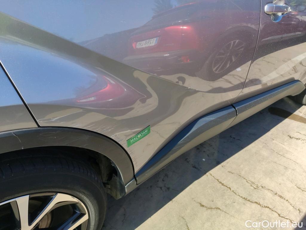 Toyota  C-HR TOYOTA  / 2016 / 5P / todoterreno 1.8 125H Advance (CX) #7