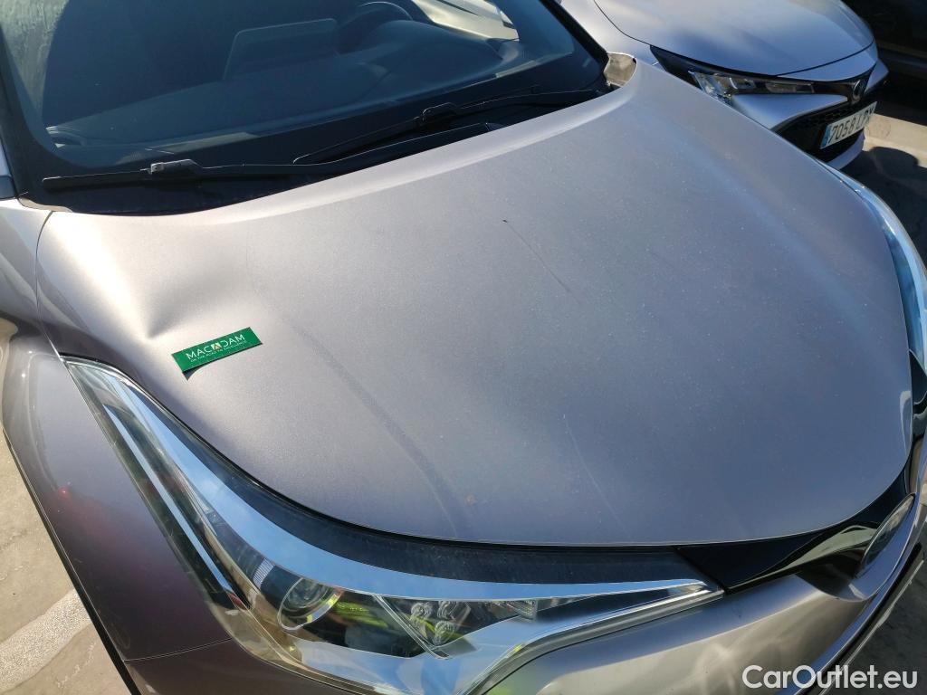  Toyota  C-HR TOYOTA  / 2016 / 5P / todoterreno 1.8 125H Advance (CX) #1