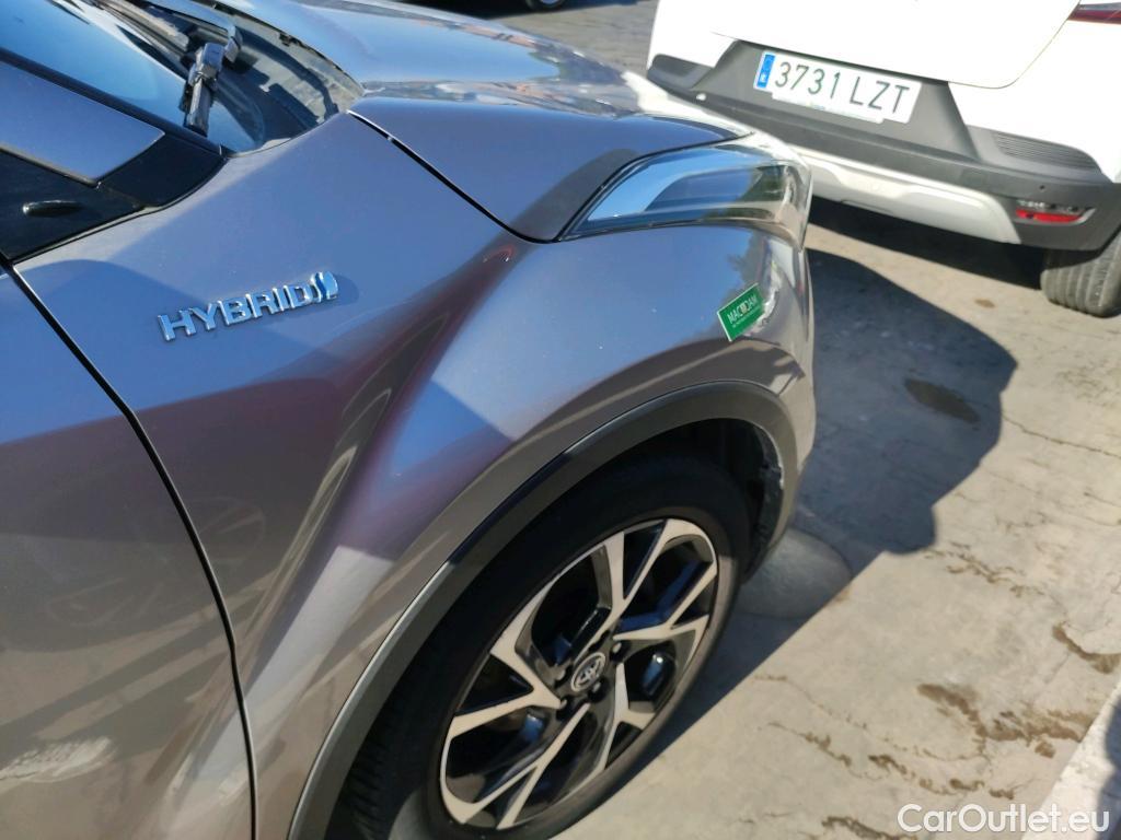  Toyota  C-HR TOYOTA  / 2016 / 5P / todoterreno 1.8 125H Advance (CX) #20