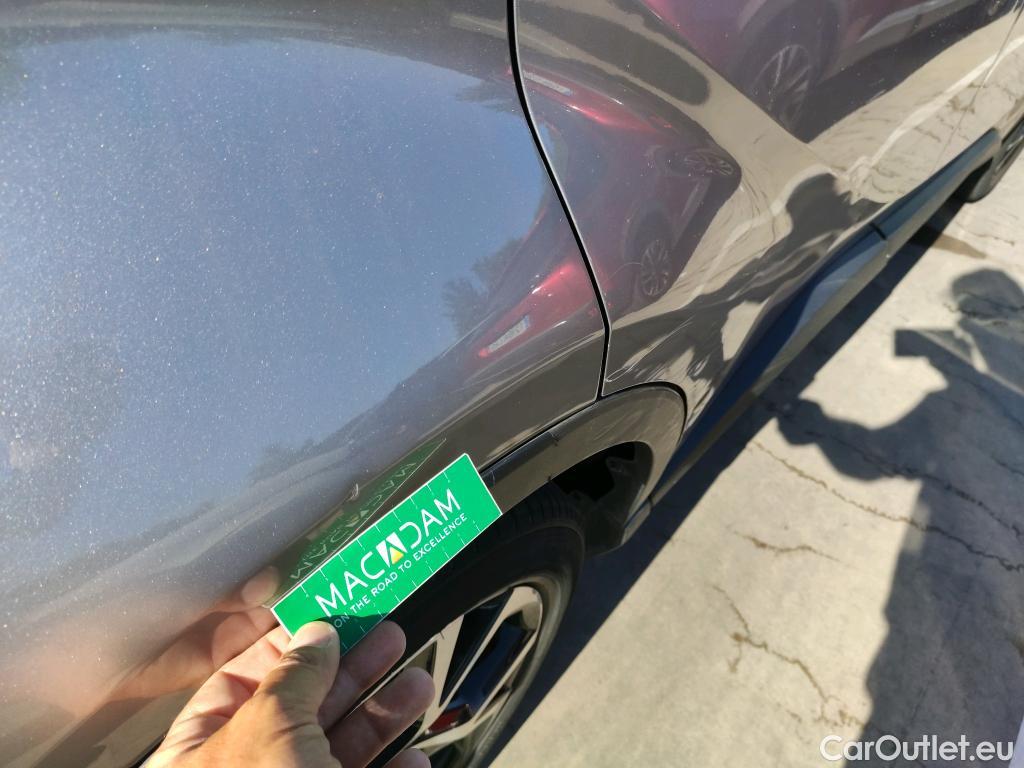  Toyota  C-HR TOYOTA  / 2016 / 5P / todoterreno 1.8 125H Advance (CX) #32