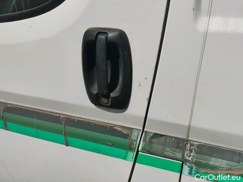  Peugeot  Boxer  Furgón 330 L1H1 Pro BlueHDi 140 Start&Stop HDi #31