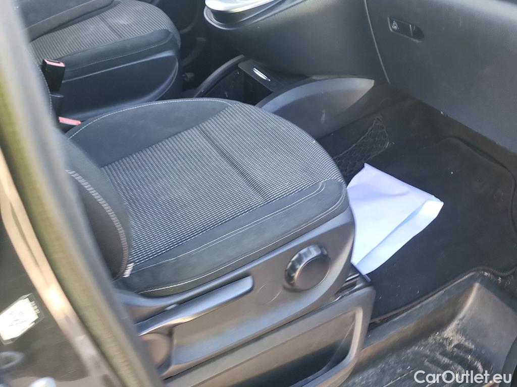  Mercedes  V-Klasse V -Clase Combi V 220/250/300 d Largo (447.813) 190CV AT9 E6dT #22