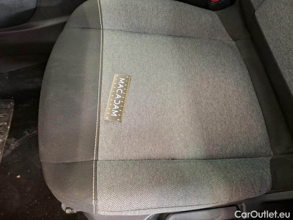  Citroen  C4  Berline Feel 1.5 BlueHDI 110CV BVM6 E6d #24