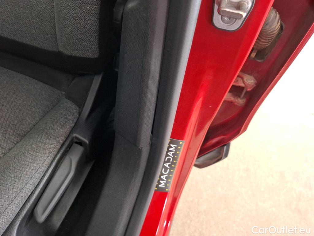  Citroen  C4  Berline Feel 1.5 BlueHDI 110CV BVM6 E6d #9