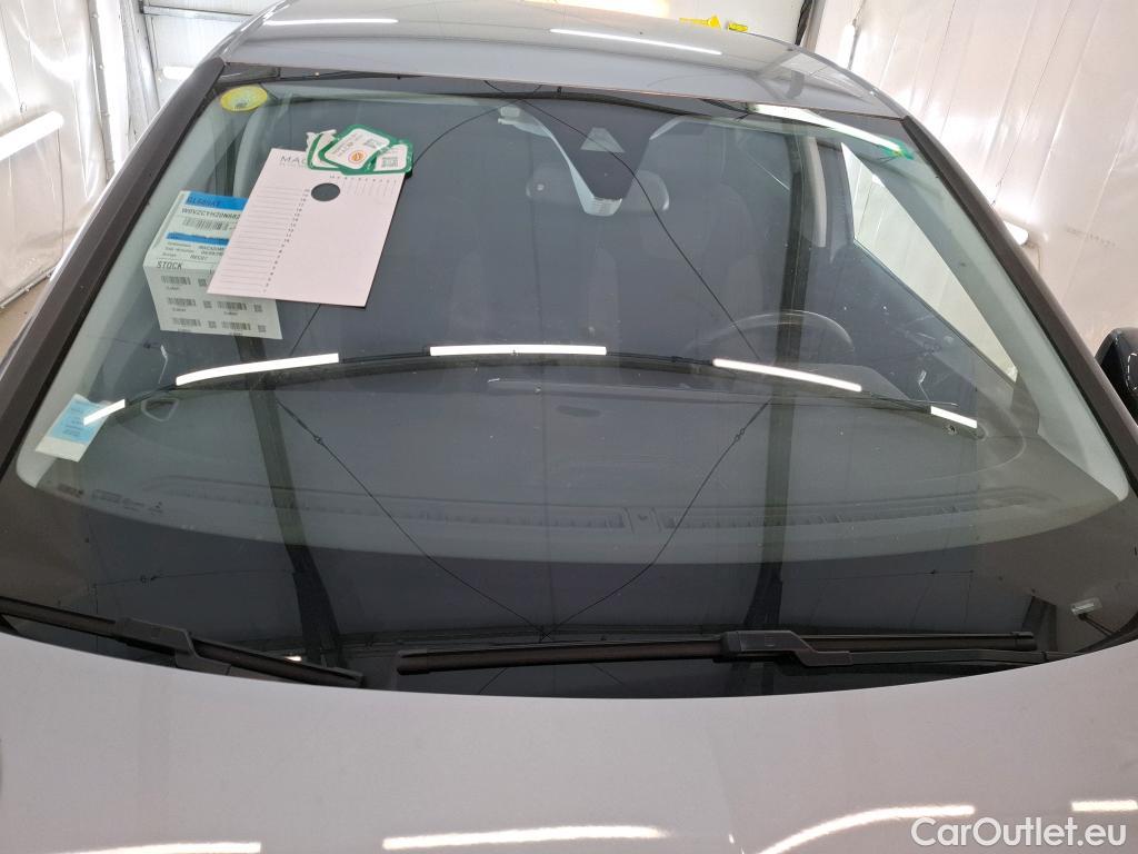  Opel   Grandland X Grandland X Elegance Business 1.5 130CV BVA8 E6d #5