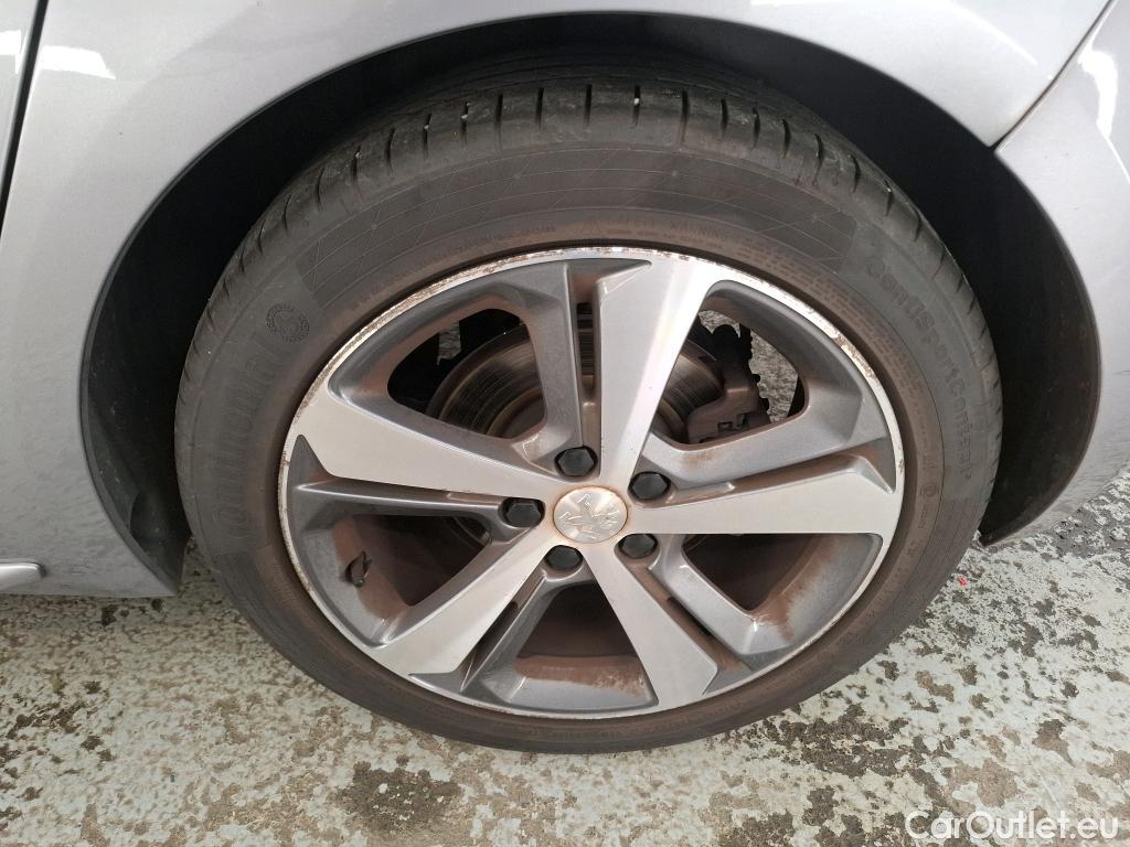  Peugeot  308  GT Line 1.2 PureTech 130CV BVA8 E6dT #37