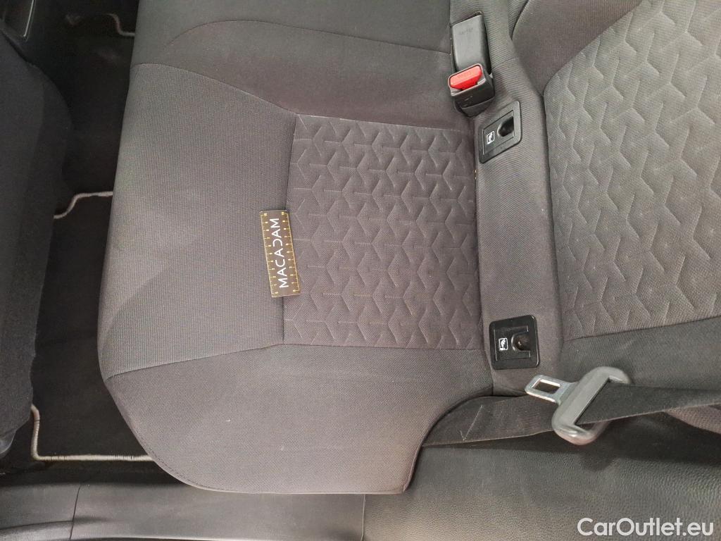  Toyota  Corolla TOYOTA  / 2018 / 5P / Berline Hybride 122h Dynamic Business Stage Acad #22