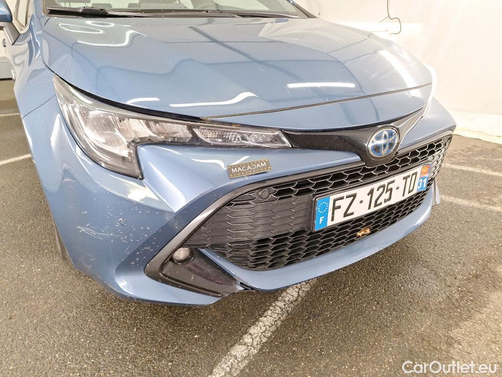  Toyota  Corolla TOYOTA  / 2018 / 5P / Berline Hybride 122h Dynamic Business Stage Acad #28