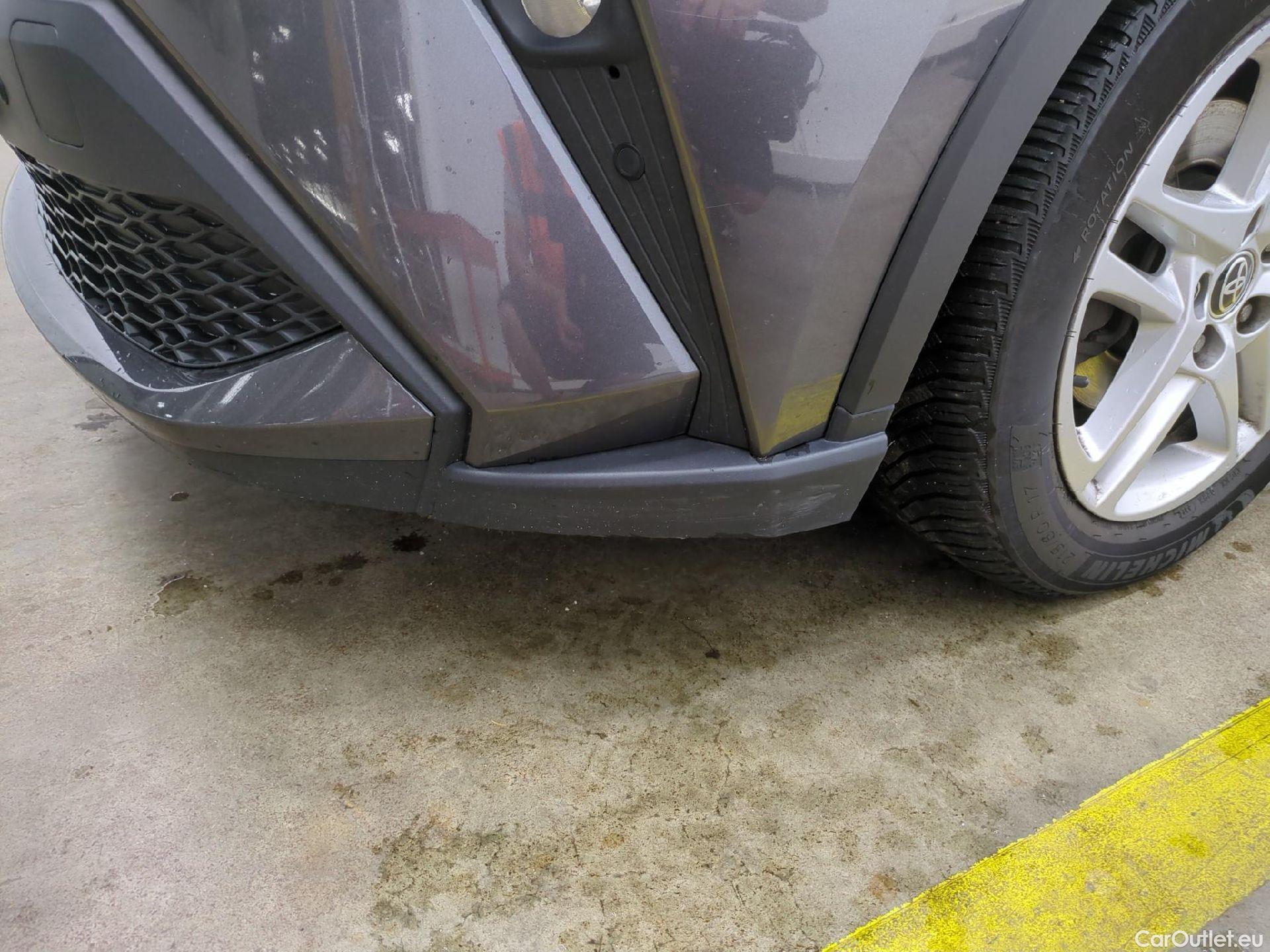  Toyota  C-HR TOYOTA  / 2016 / 5P / SUV 1.8 HYBRIDE 122 DYNAMIC BUSINESS #7