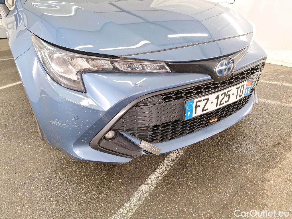  Toyota  Corolla TOYOTA  / 2018 / 5P / Berline Hybride 122h Dynamic Business Stage Acad #32