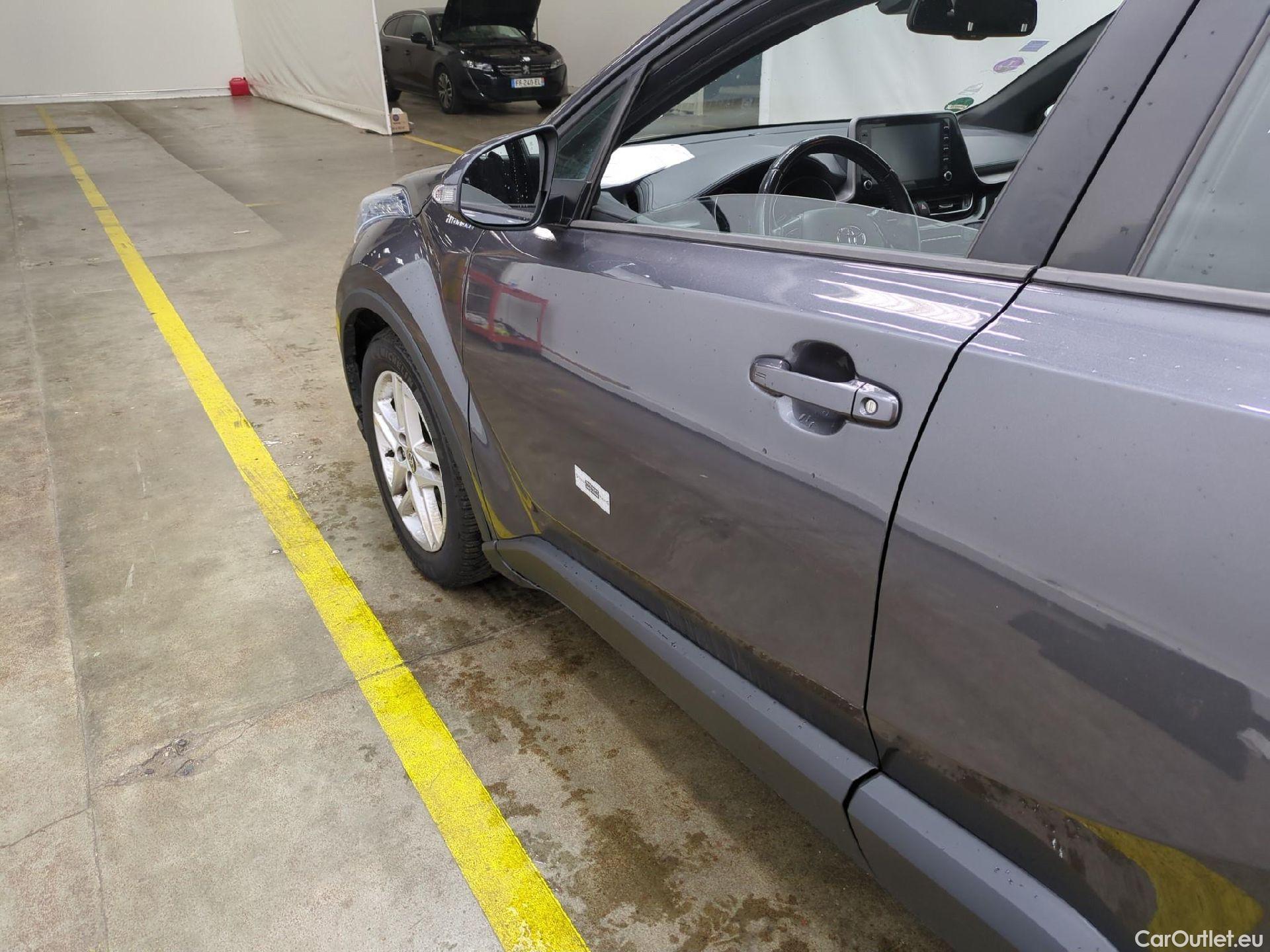  Toyota  C-HR TOYOTA  / 2016 / 5P / SUV 1.8 HYBRIDE 122 DYNAMIC BUSINESS #12