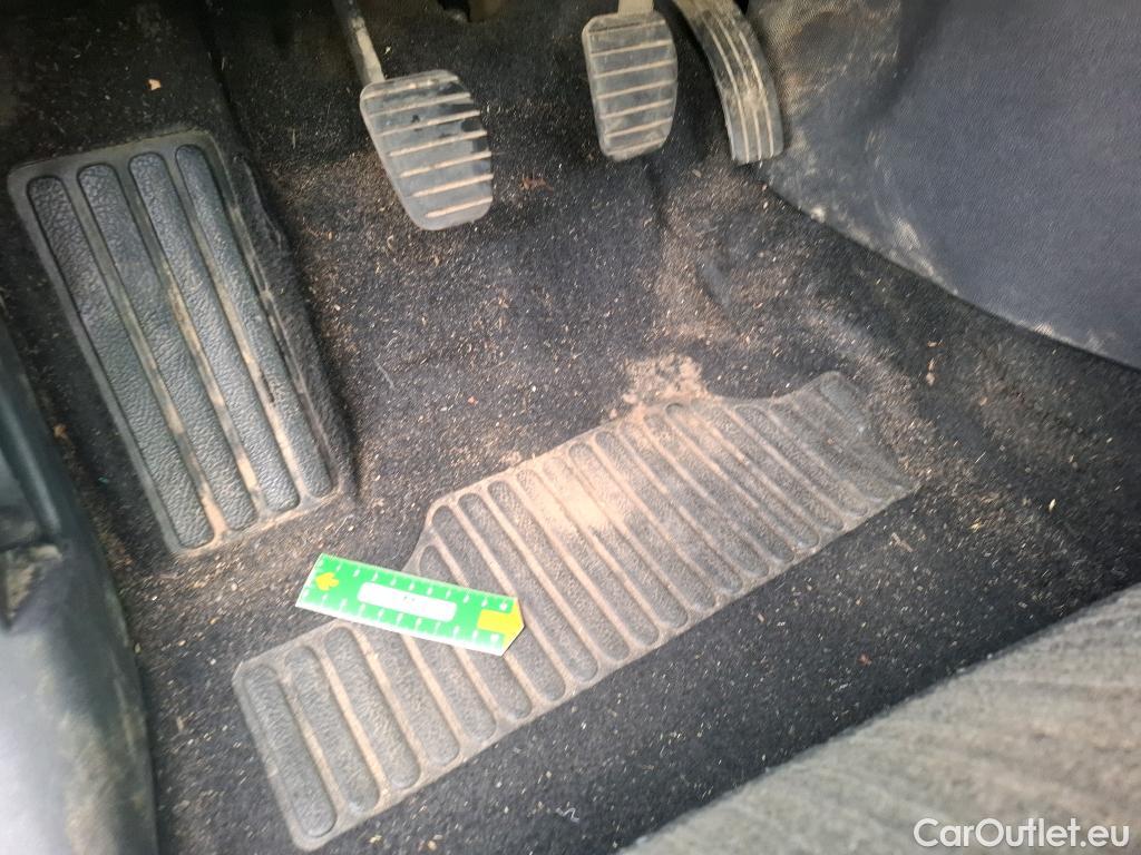  Renault  Clio  IV Air MediaNav 1.5 dCi 90CV BVM5 E6 #26