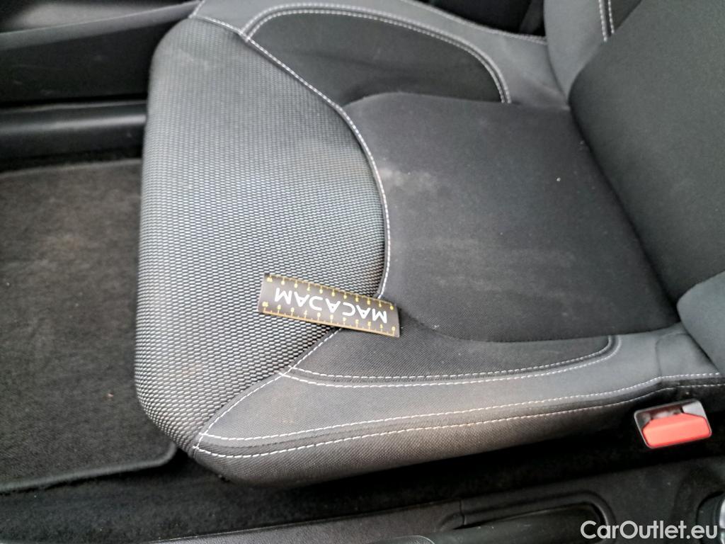  Renault  Clio  IV Air MediaNav 1.5 dCi 75CV BVM5 E6 #23