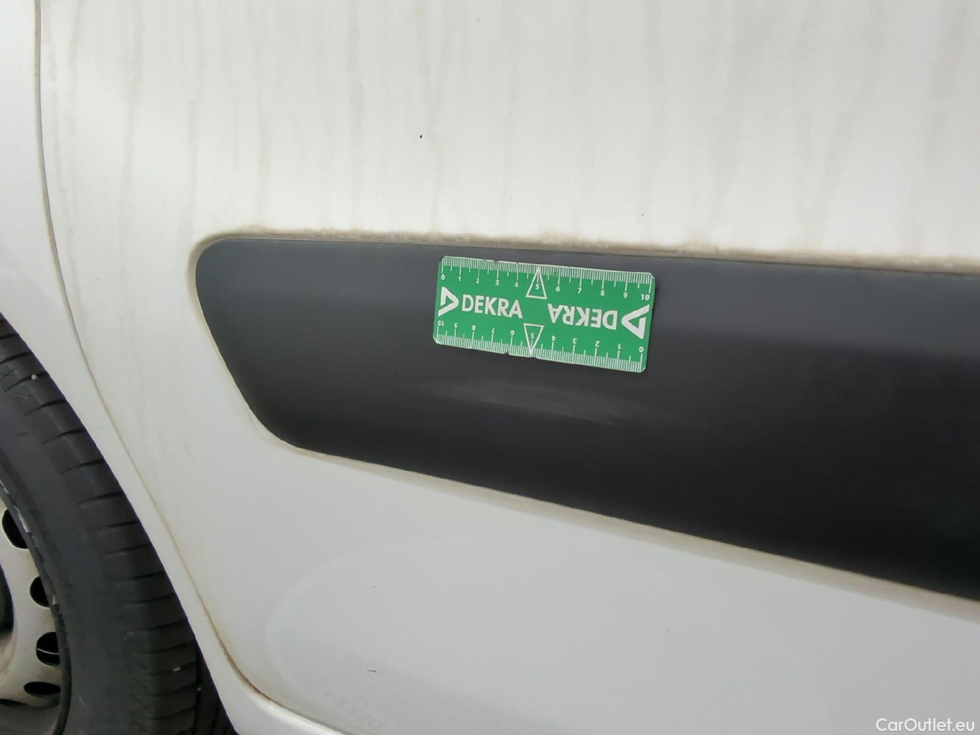  Citroen  Berlingo  Fourgon Club L1 (Court) 1.6 BlueHDi 100CV BVM5 E6 #21