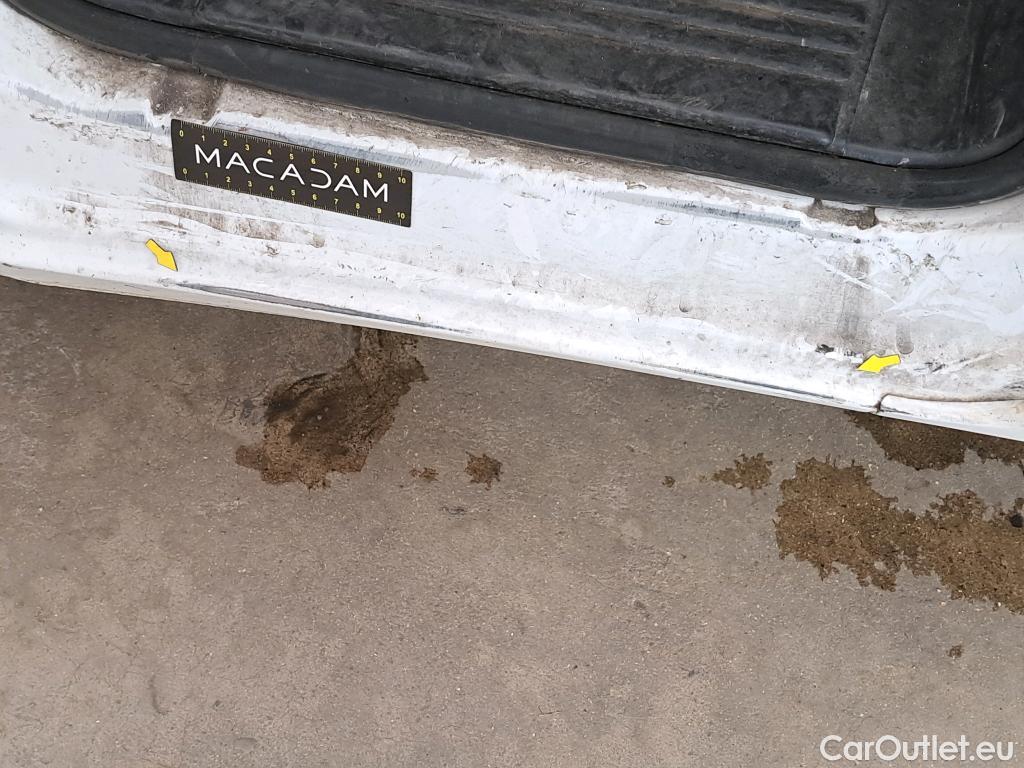  Peugeot  Boxer PEUGEOT  VU 4p Fourgon 2.0 BLUEHDI 110 PREMIUM 330 L1H2 #14