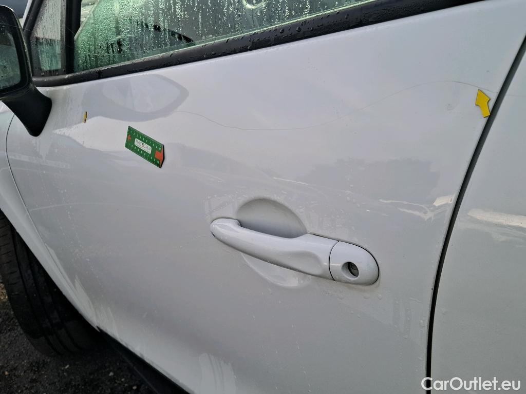 Renault  Clio  IV Air MediaNav 1.5 dCi 90CV BVM5 E6 #11