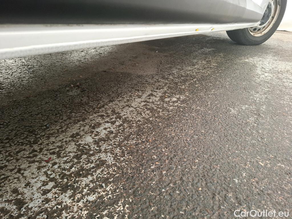  Peugeot  Expert  Fourgon Asphalt L2 2.0 HDi 180CV BVA8 E6dT #13