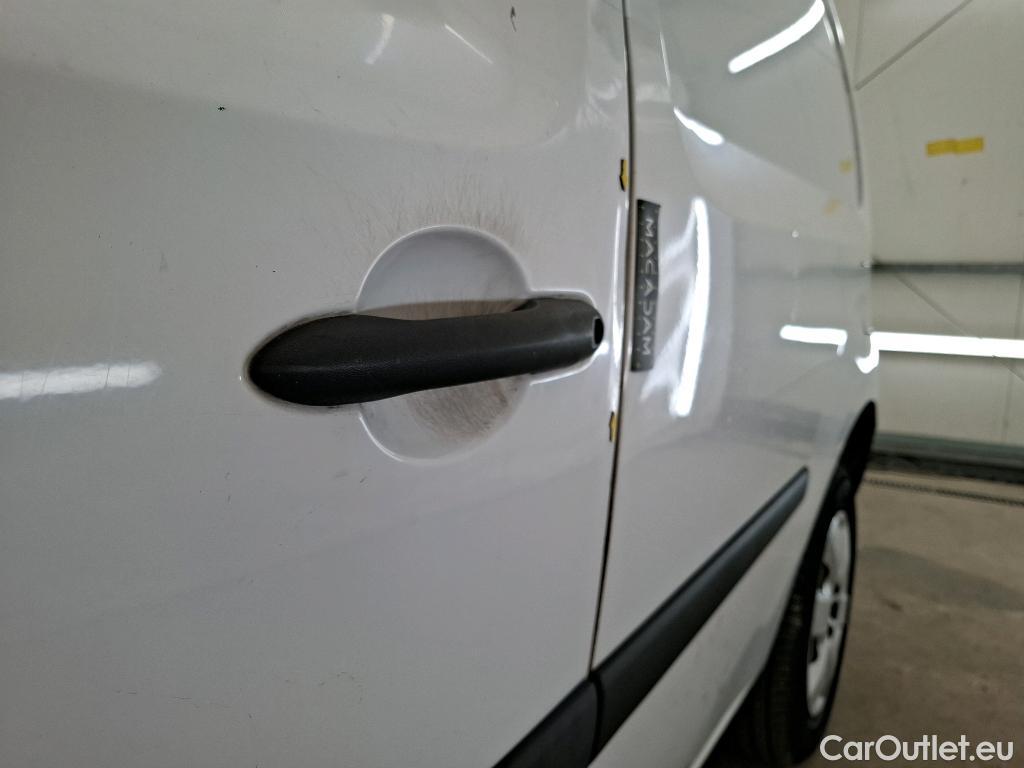  Renault  Kangoo  Express Extra (Série Spéciale) 1.5 dCi 90CV BVM5 E6 #4